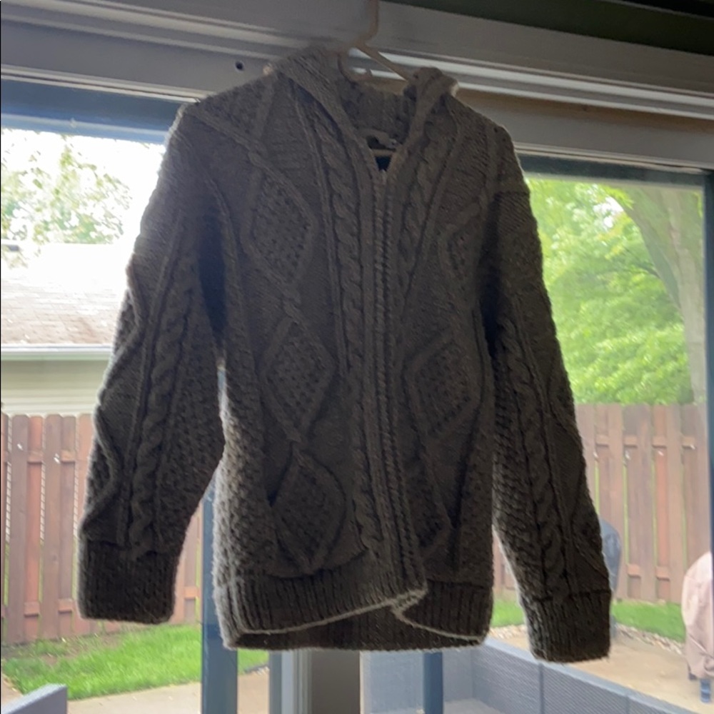 100% wool sweater
